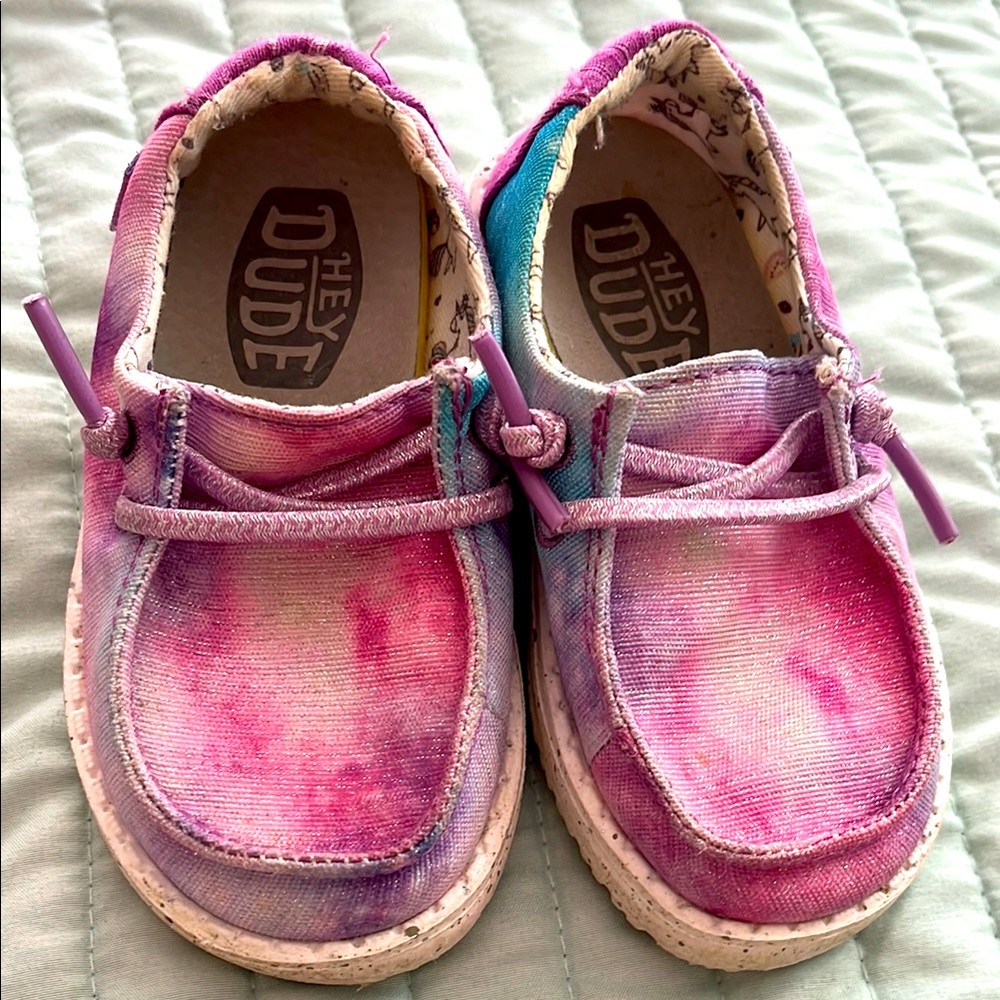 Hey Dude Pink and Blue Moccasins Casual Slip-On Shoes size 7k